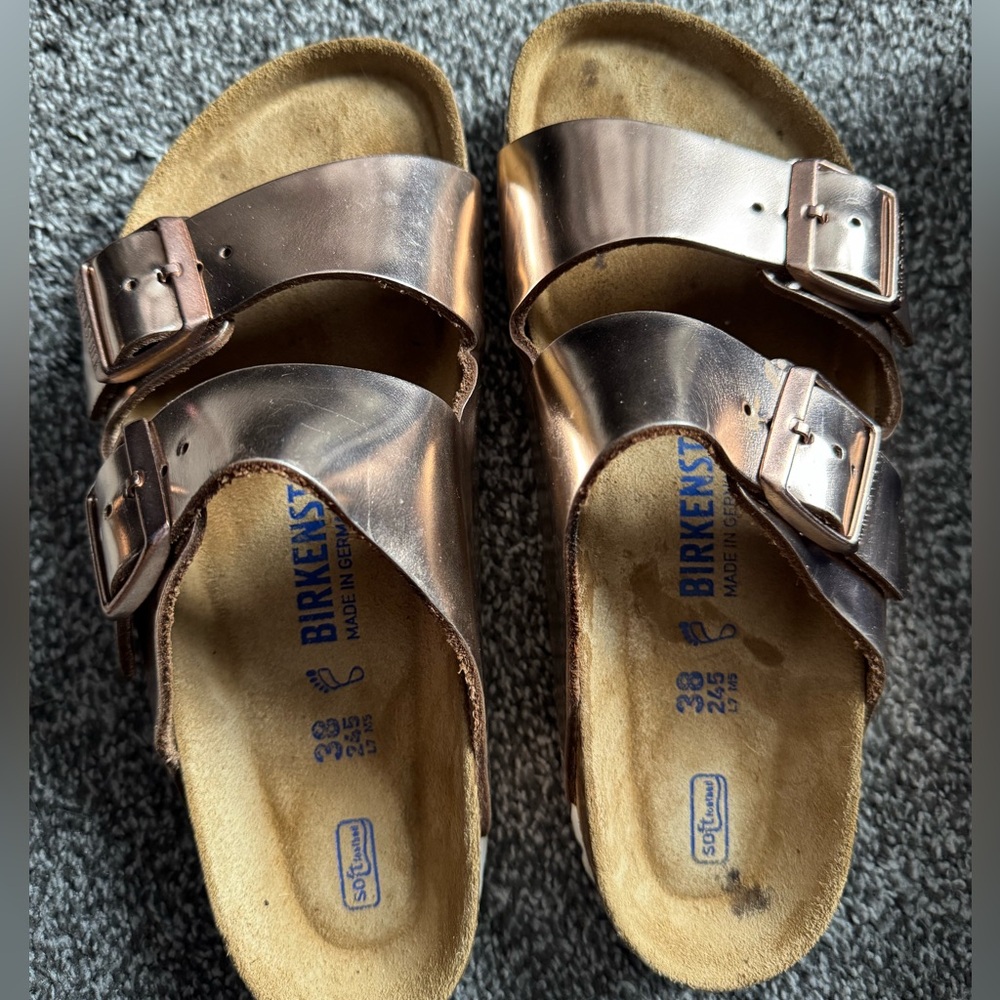 Birkenstock Arizona BS Sandals in Shiny Copper